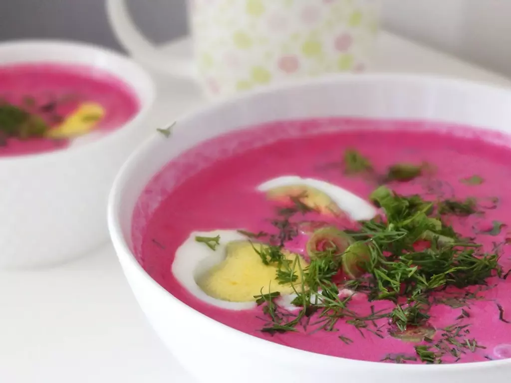 Borscht Recipe: Hearty Beetroot Soup from Eastern Europe